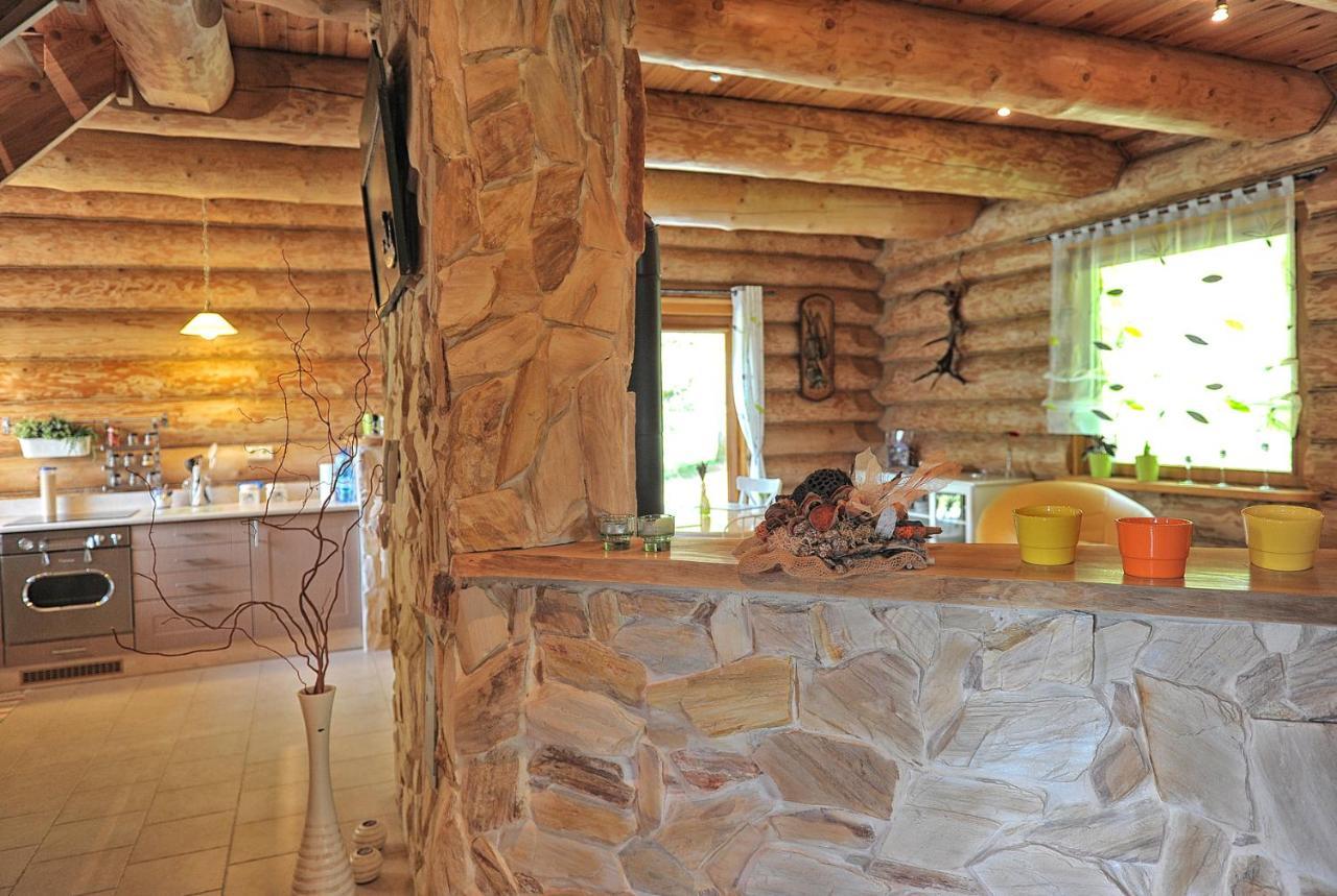 Dom Pod Sosnami Villa Gryzyna Exterior photo